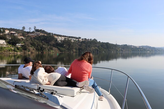 Yacht Cruise Excursion to 6 Bridges on the Douro - Meet at Afurada, then Board at the Mouth of the Douro